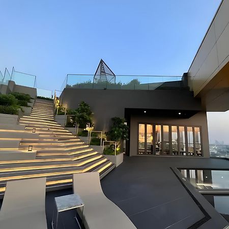 Central Pattaya Condo With Roof Top Pool Exterior photo