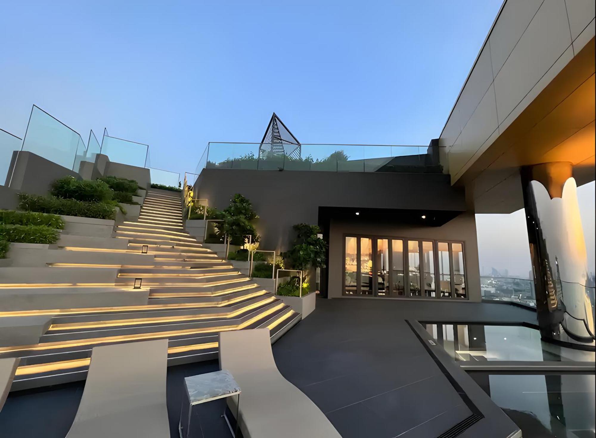 Central Pattaya Condo With Roof Top Pool Exterior photo